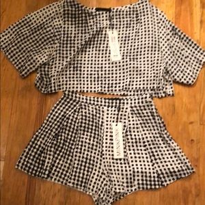 NWT High waisted Short and crop top set